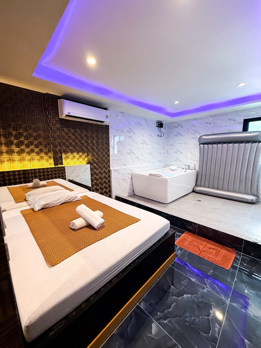VIP Jacuzzi + Nuru (Air Mattress) at Boss Massage