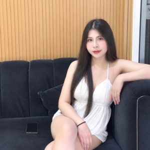 Nadia at Classy Nuru Massage Sukhumvit 22