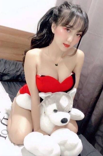 FAH at CUBE Nuru Massage Sukhumvit 22