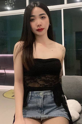 Wine at CUBE Nuru Massage Sukhumvit 22