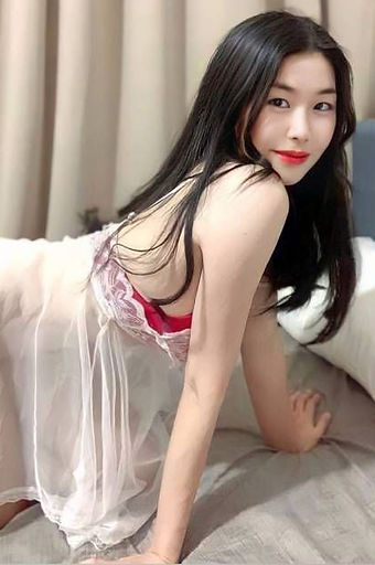 Gina at CUBE Nuru Massage Sukhumvit 22