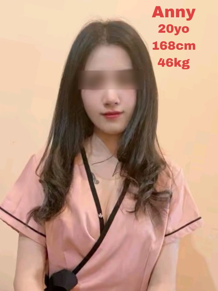 Anny at Lucy Nuru Massage