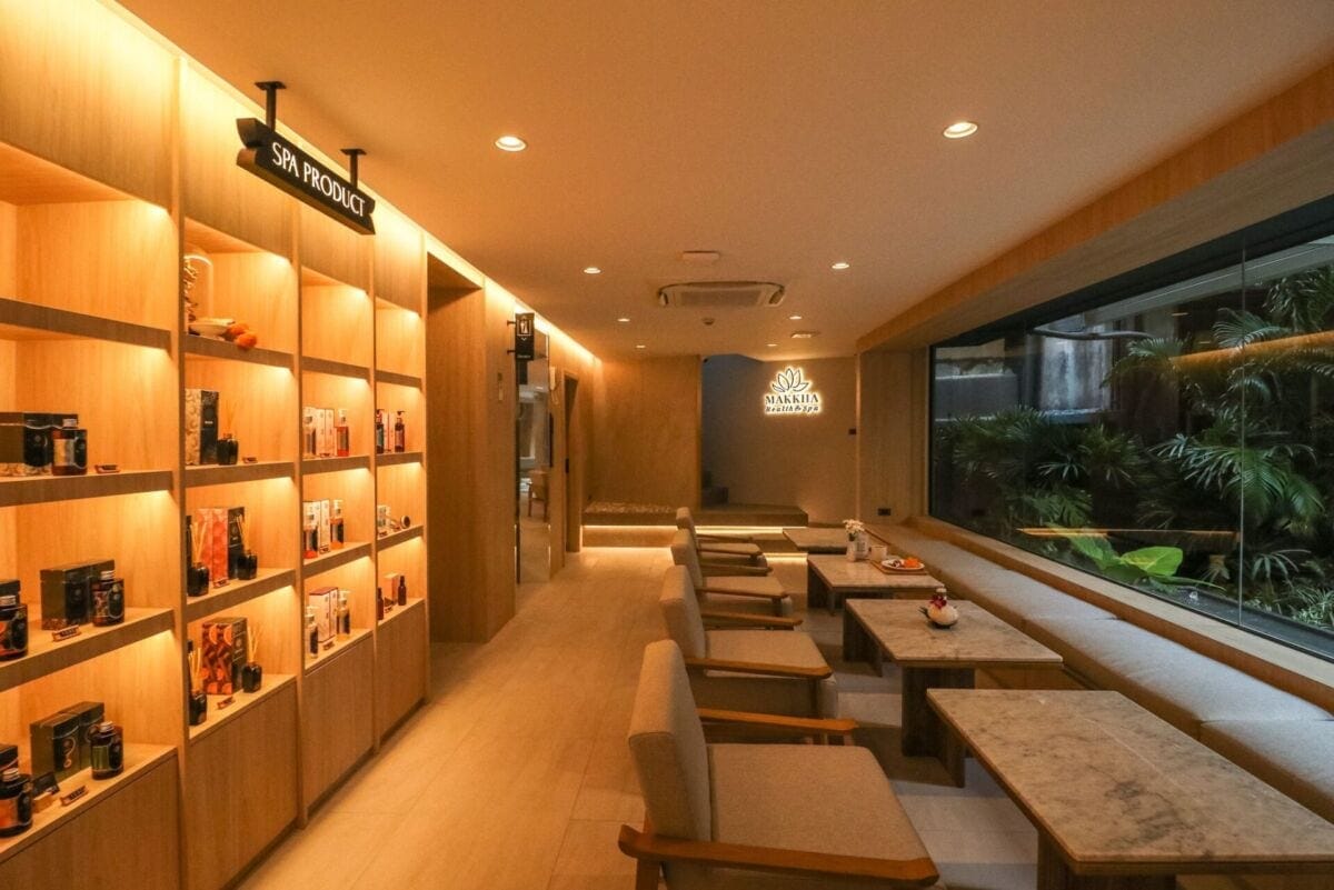 Lounge seating and product display at Makkha Health & Spa Bangkok (BTS Asok)