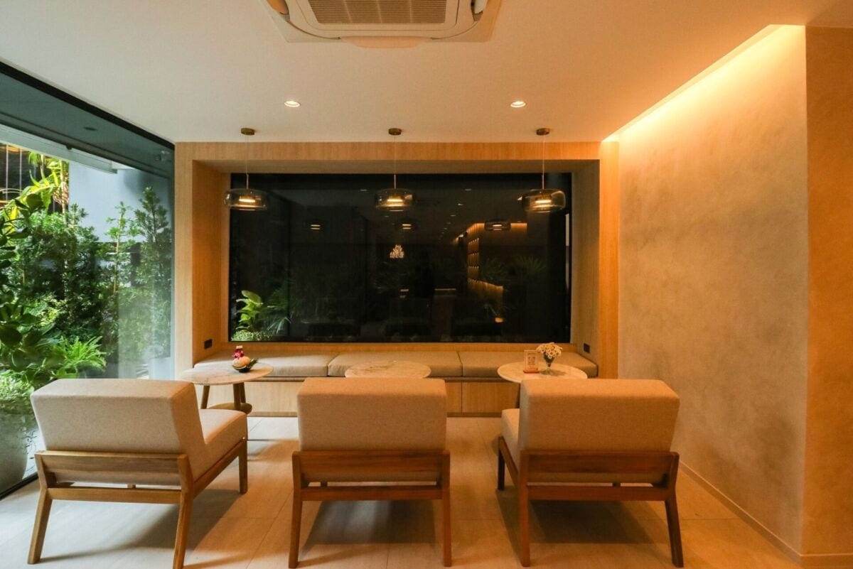 Window-side lounge area at Makkha Health & Spa Bangkok (BTS Asok)