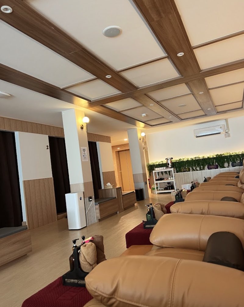 Room Photos at Winston & Kyoto Massage