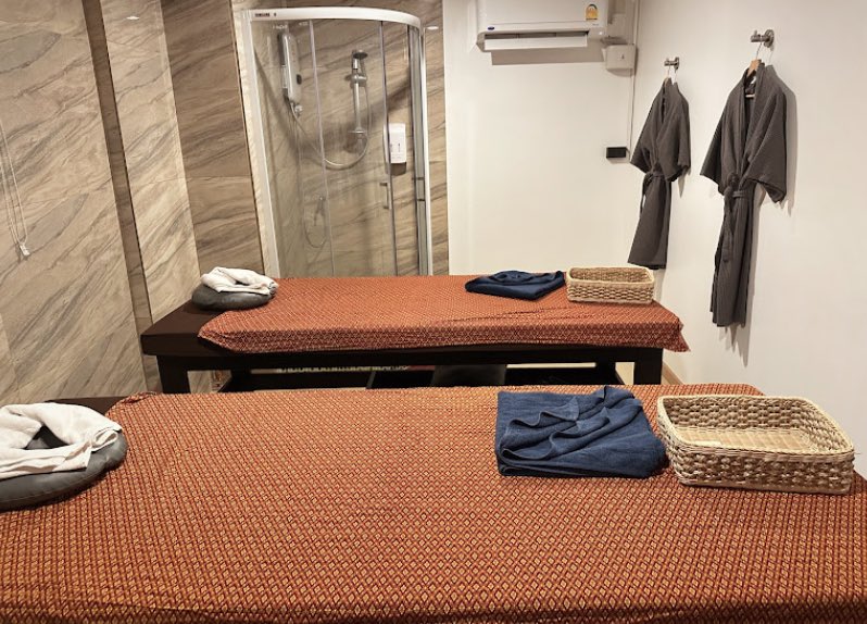 Room Photos at Winston & Kyoto Massage