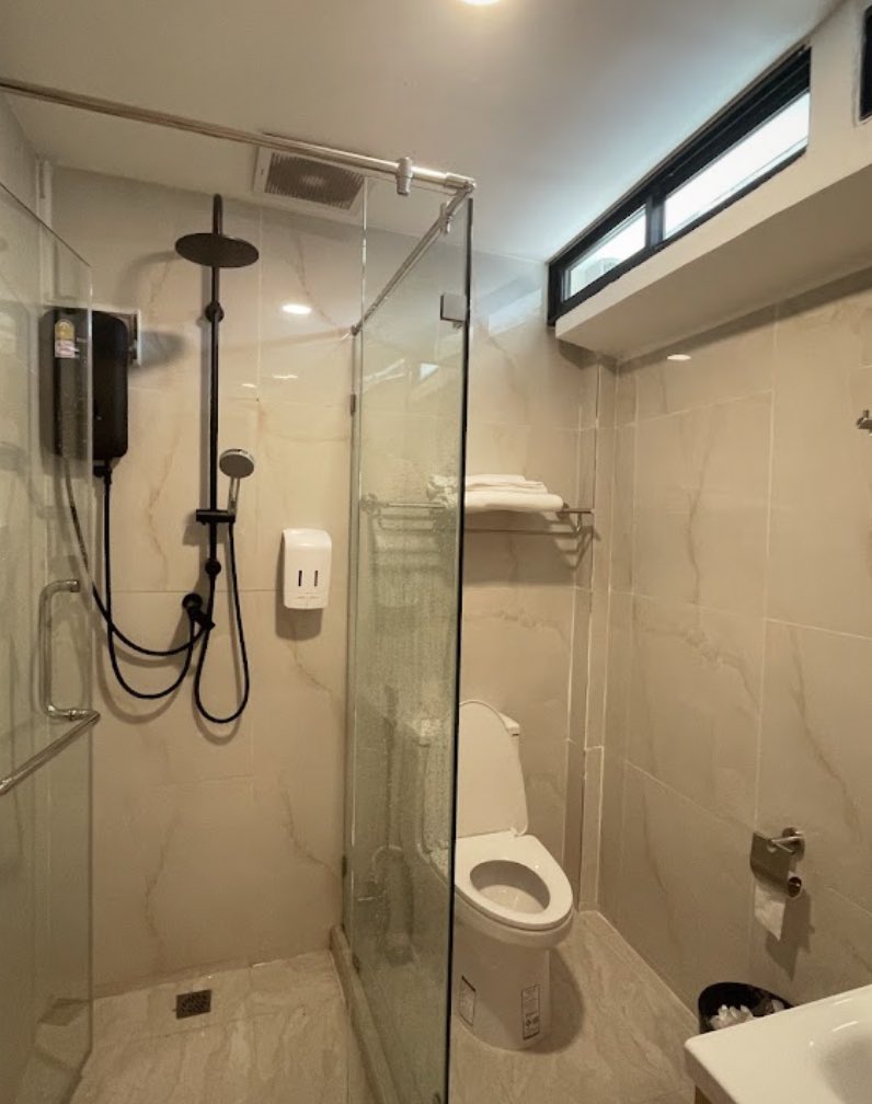 Room Photos at Winston & Kyoto Massage